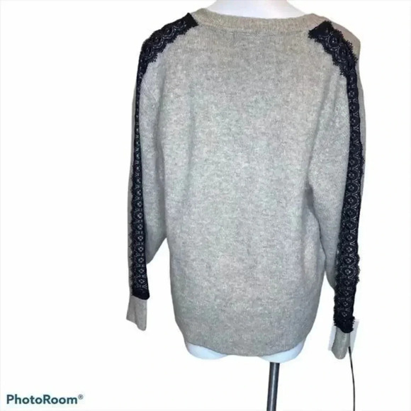 Zara Black Lace Trim Oversized V.neck sweater - Picture 2 of 13